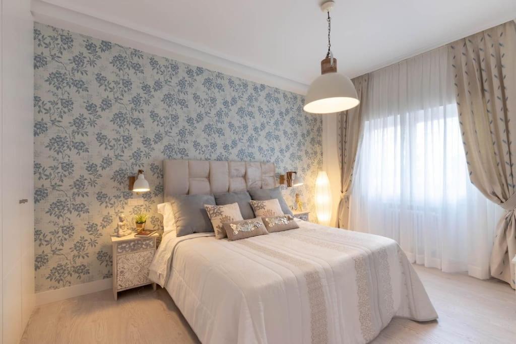 Apartamento Luxury Centro Bilbao Garaje Exterior photo